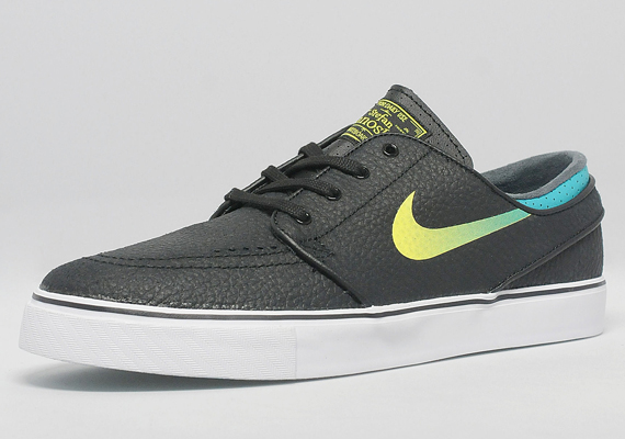 Nike Janoski Leather Gradient Swoosh