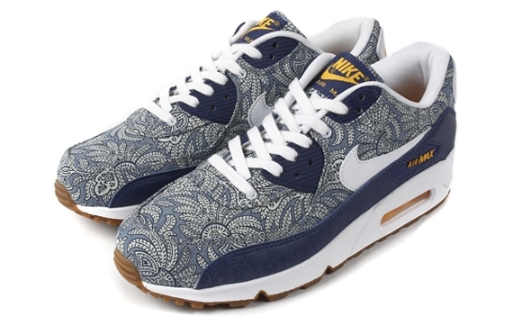 Nike Liberty Womens Summer 2014 Sneakers 02