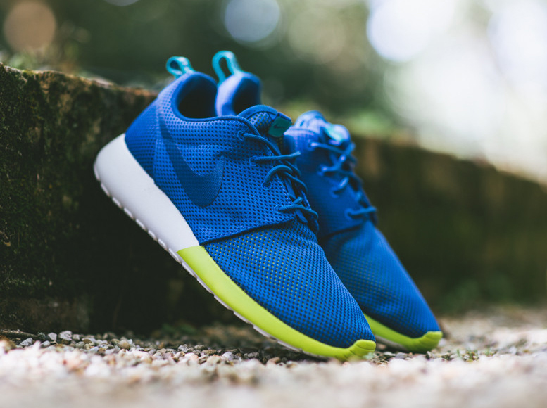 Nike Roshe Run "Military Blue" - Available