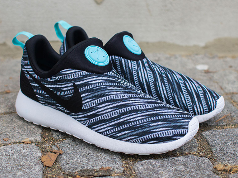 Nike Roshe Run Slip On Gpx Black White 02