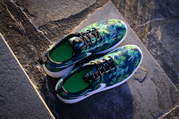 Nike Roshe Run Space Blue White Black Poison Green 04