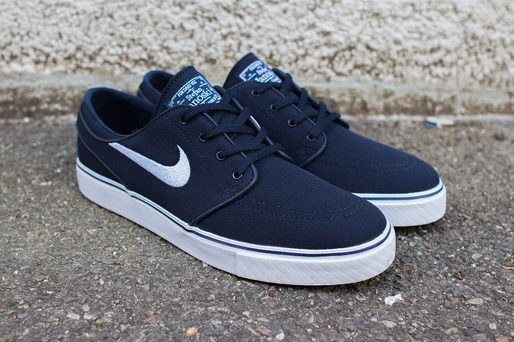 Nike SB Stefan Janoski Canvas - Obsidian - White