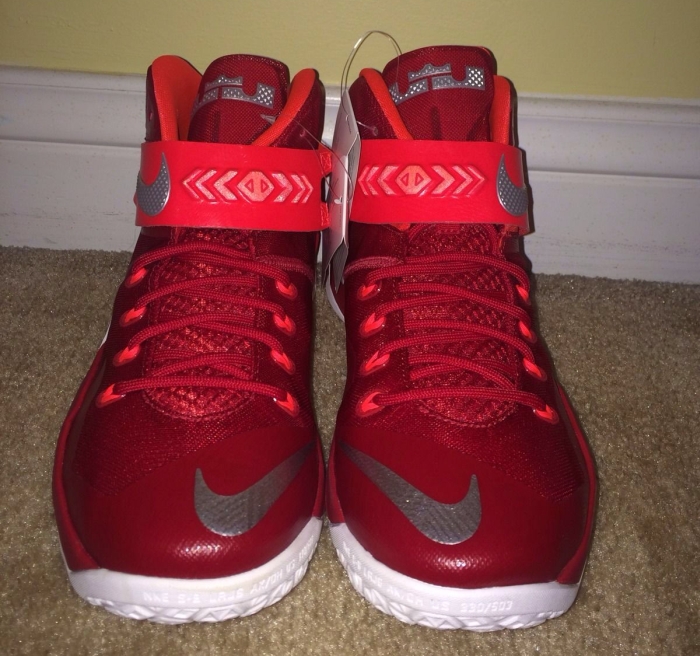 Nike Zoom Soldier 8 Lebron Sample 01