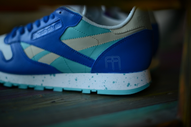 Size Magazine Reebok Classic Leather Galloping Horse 03