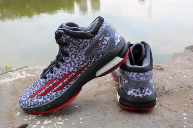 Adidas Crazy Light Boost 4 Leopard 02
