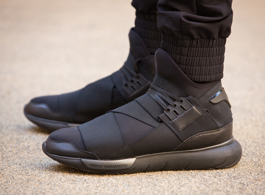 Adidas Qasa Hi Black1