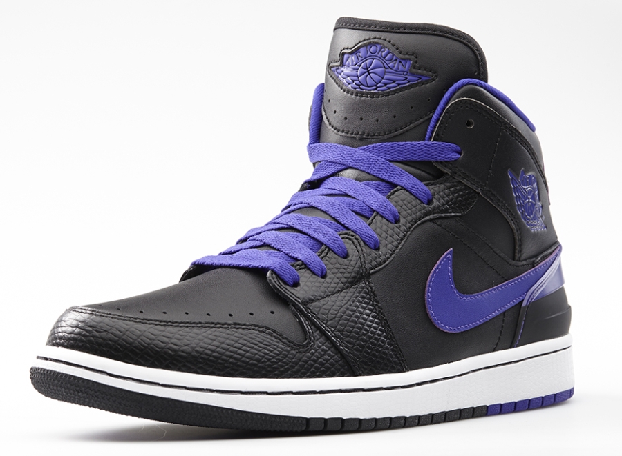 Air Jordan 1 Dark Concord Release Date 01