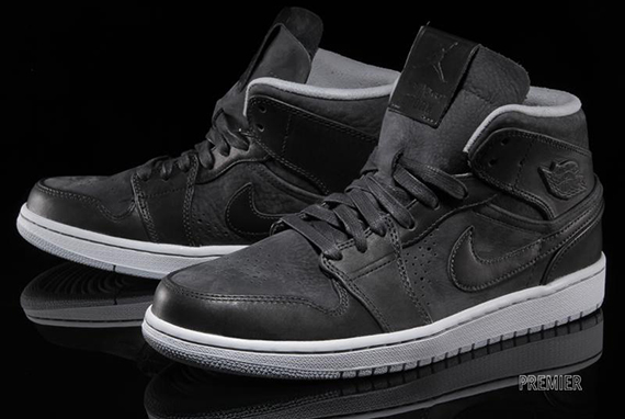 Air Jordan 1 Mid Nouveau Anthracite Available 2