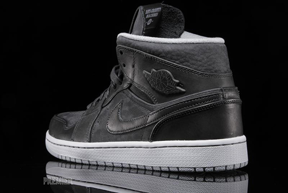 Air Jordan 1 Mid Nouveau Anthracite Available 4