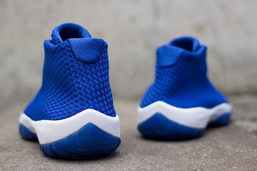 Air Jordan Future Varsity Royal 02