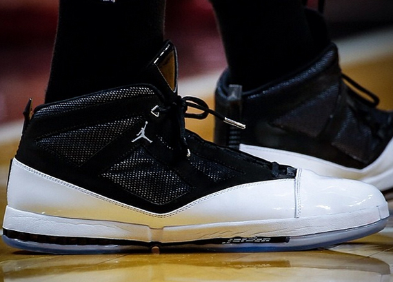 Another Look at Joe Johnson’s Air Jordan 16 Retro PE