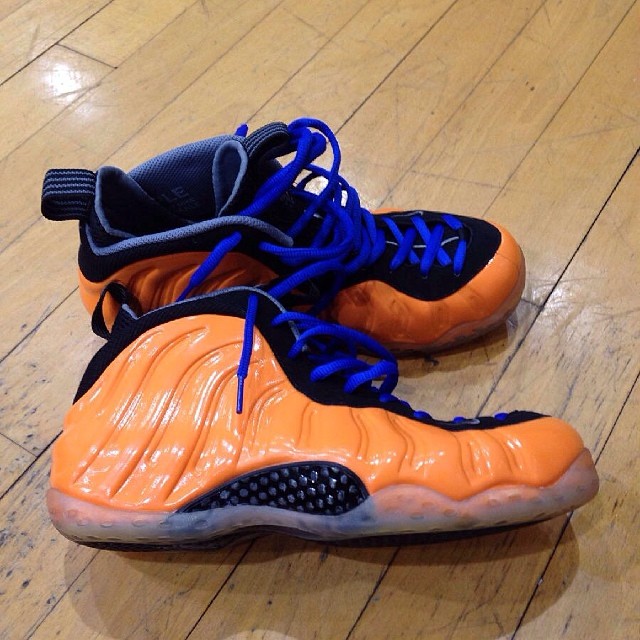 Knicks Nike Air Foamposite One 01