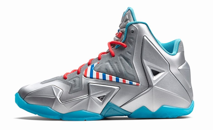 Lebron 11 Laser Crimson Turquoise 01