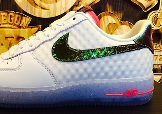 Nike Air Force 1 Low CMFT PRM QS - White - Hyper Punch