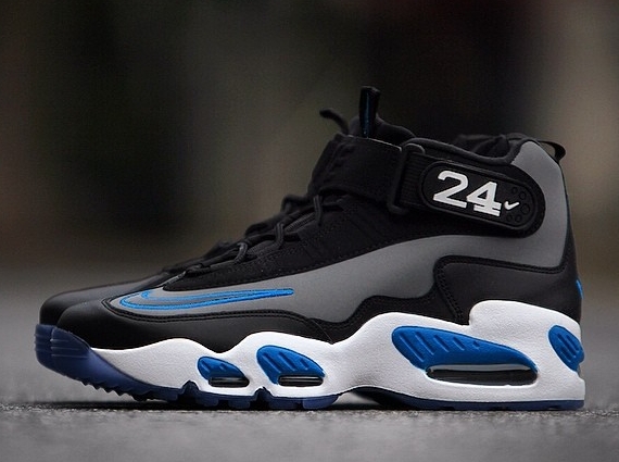 Nike Air Griffey Max 1 Cool Grey Black Photo Blue White 04