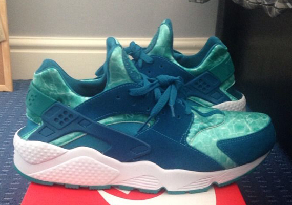 Nike Air Huarache Green Abyss Turbo Green