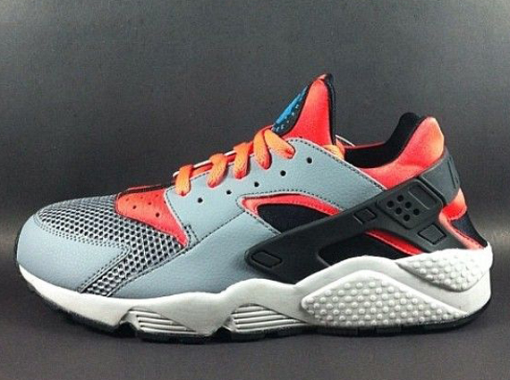 Nike Air Huarache Le Grey Red Black Blue 2