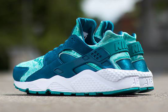 Nike Air Huarache Seashore 02