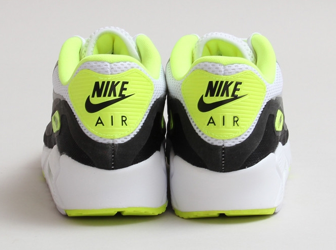 Nike Air Max 90 Breathe Volt 03