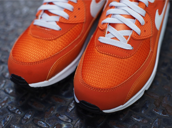 Nike Air Max 90 Essential Solar Orange 7