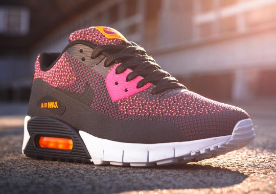 Nike Air Max 90 Jacquard – Bright Magenta – Black – Total Orange