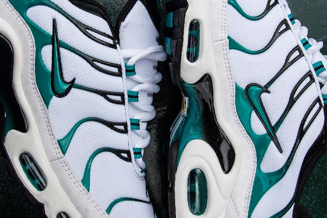 Nike Air Max Plus Turbo Green 01
