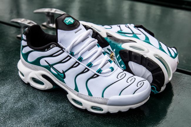 Nike Air Max Plus Turbo Green 05