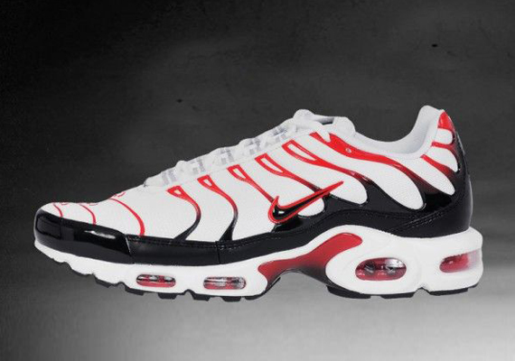 Nike Air Max Plus "Western Sydney Wanderers"