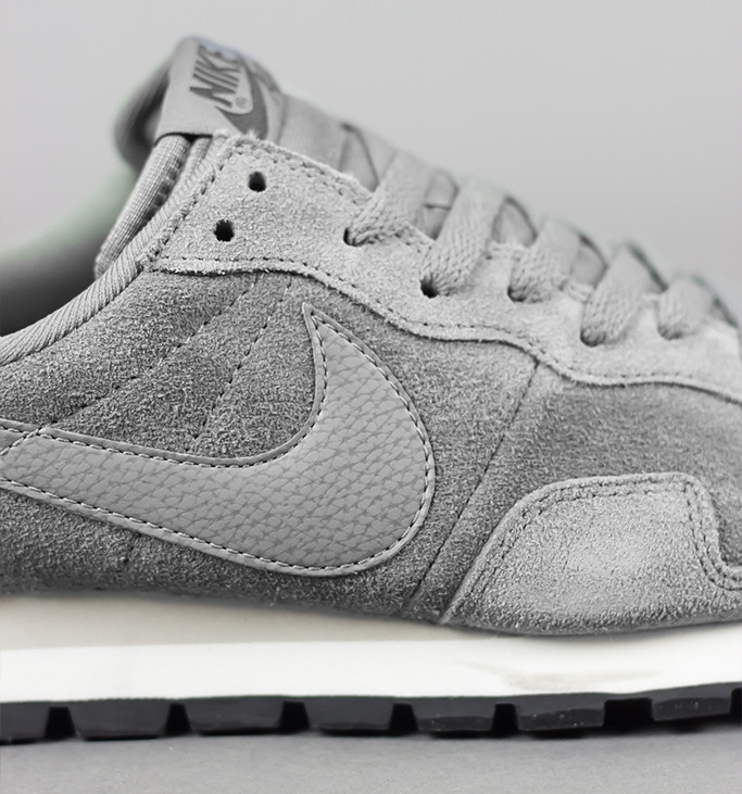 Nike Air Pegasus 83 Mercury Grey 08