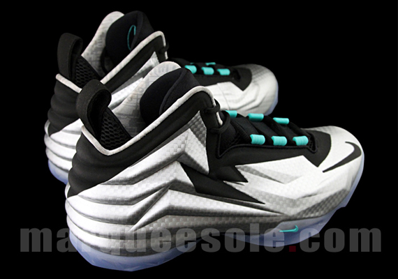 Nike Chuck Posite 3