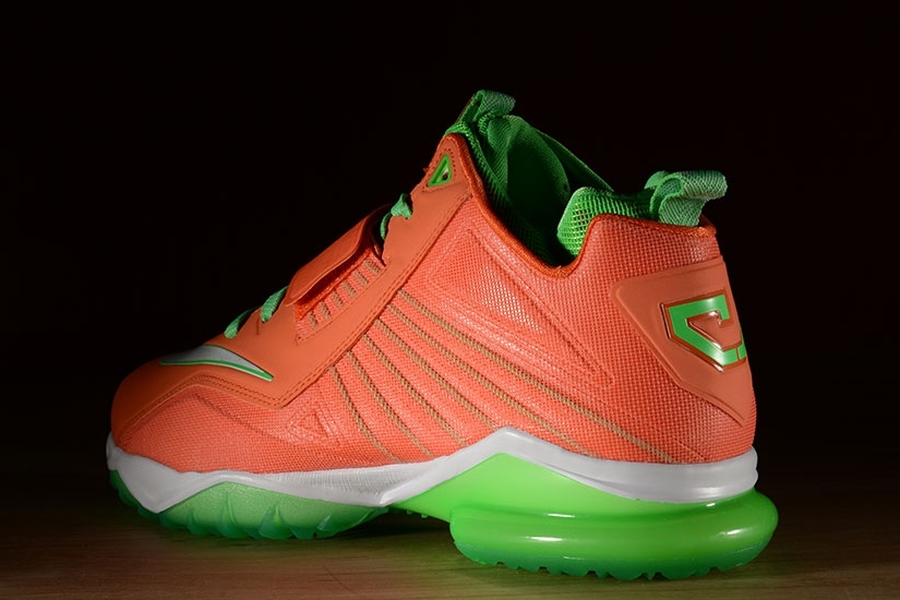 Nike Cj Trainer 2 Turf Orange White Poison Green 01