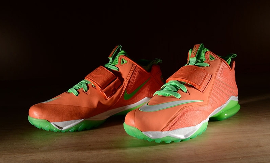 Nike Cj Trainer 2 Turf Orange White Poison Green 08