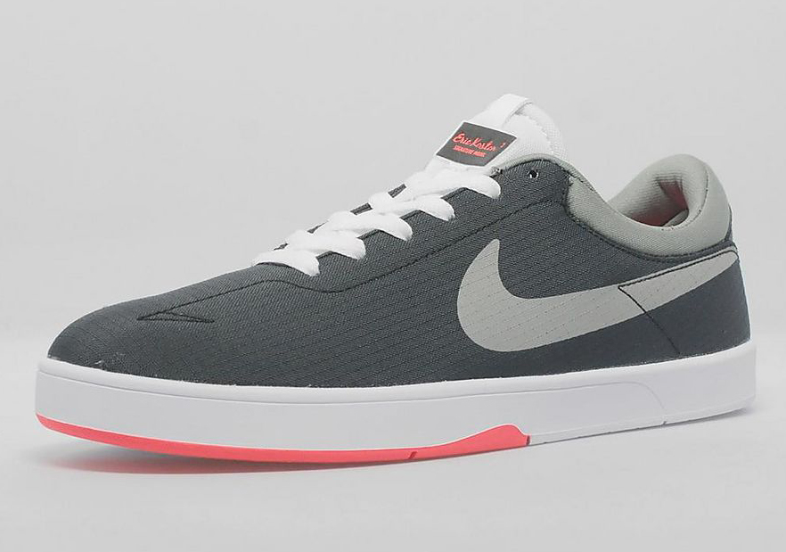 Nike Eric Koston SE - Black - Base Grey - Laser Crimson