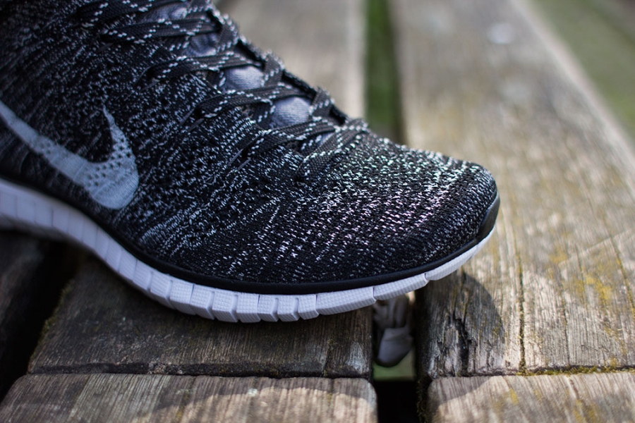 Nike Free Flyknit Chukka Grey White 03