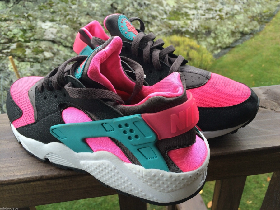 Nike Huarache Hyper Pink 03