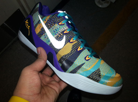 Nike Kobe 9 Em Unleashed Court Purple Atomic Mango 4