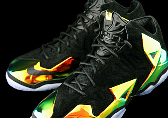 Nike Lebron Xi Ext Kings Crown