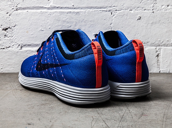 Nike Lunar Flyknit 1 Game Royal Bright Crimson 02