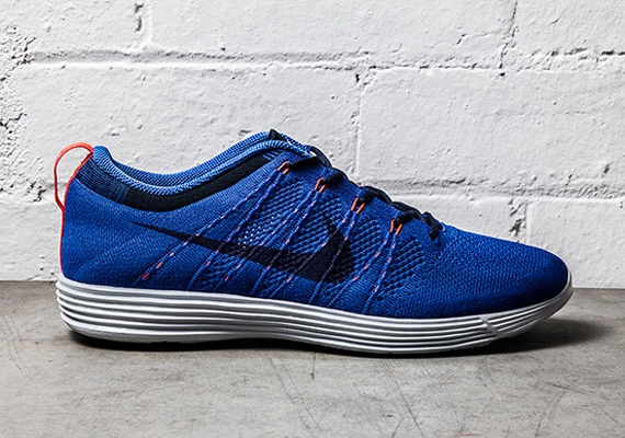 Nike Lunar Flyknit 1+ – Game Royal – Bright Crimson