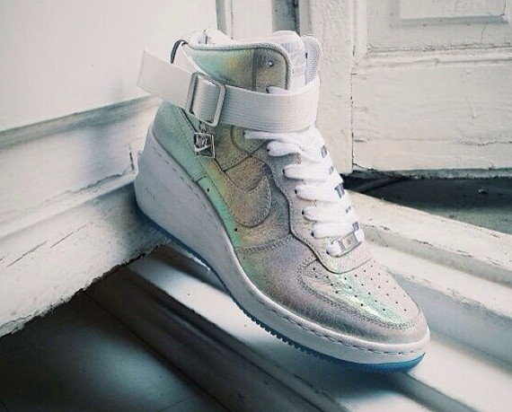 Nike Lunar Force 1 Sky Hi 1