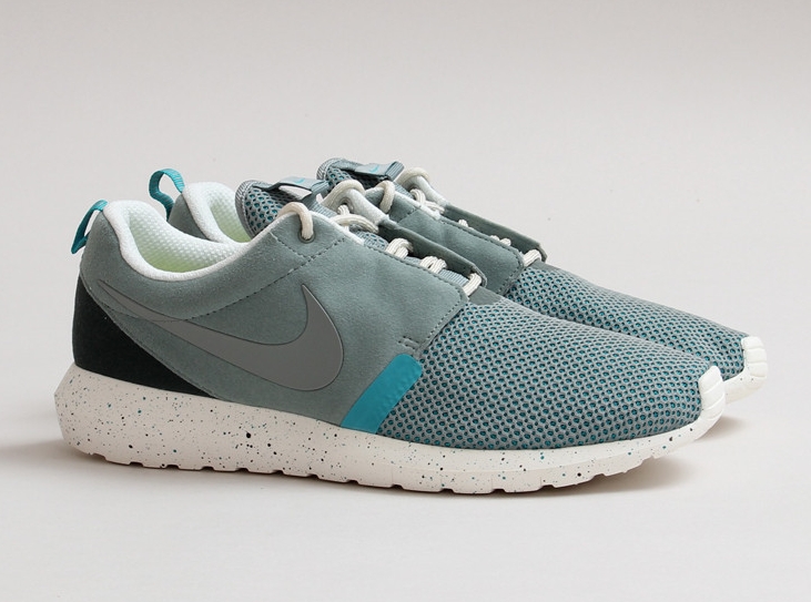 Nike Roshe Run NM Breathe "Mica Green"