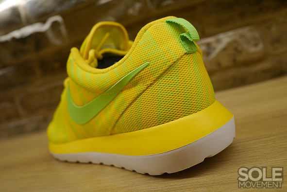 Nike Roshe Run Nm Yellow Volt 01