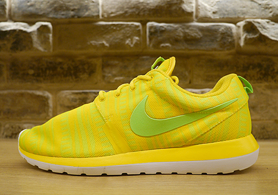 Nike Roshe Run Nm Yellow Volt