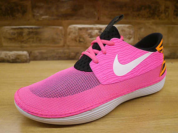 Nike Solarsoft Mocassin Pink Orange 01