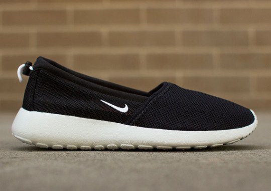 Nike Womens Roshe Run Slip-On