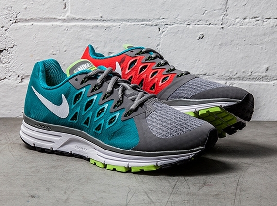 Nike Zoom Vomero 9 - Light Crimson - Turbo Green