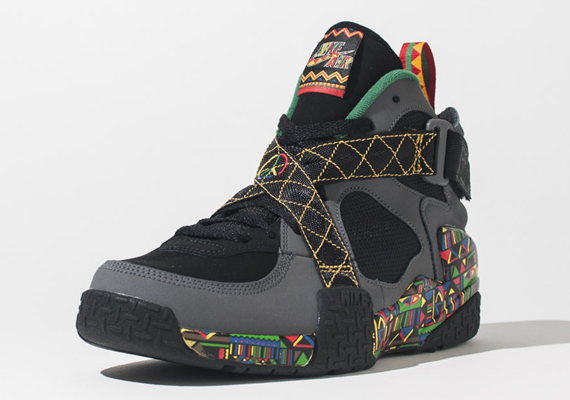 Peace Nike Air Raid Retro 2