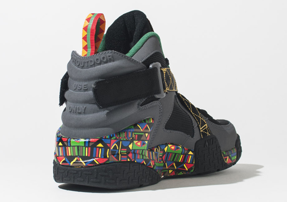 Peace Nike Air Raid Retro 3