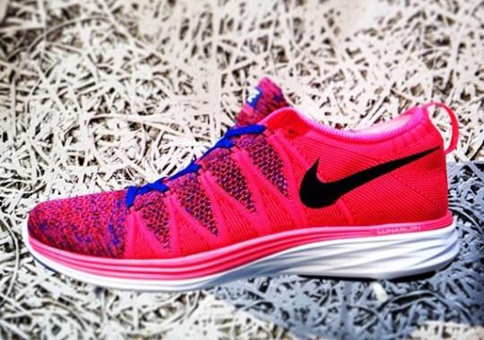 Nike Flyknit Lunar2 – Pink – Royal Blue