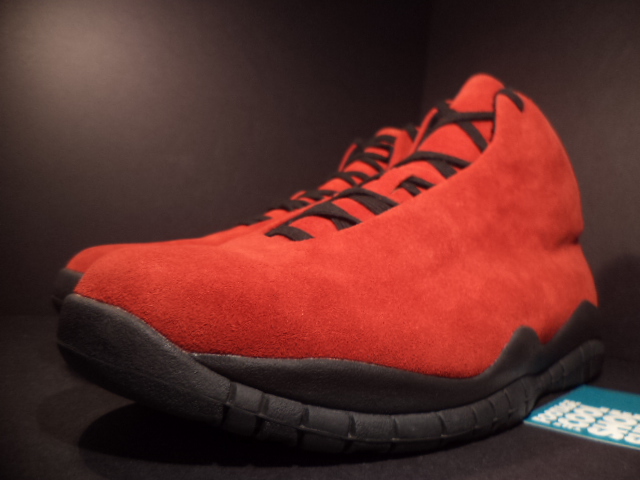 Air Jordan 10 Seamless Toro Sample 06